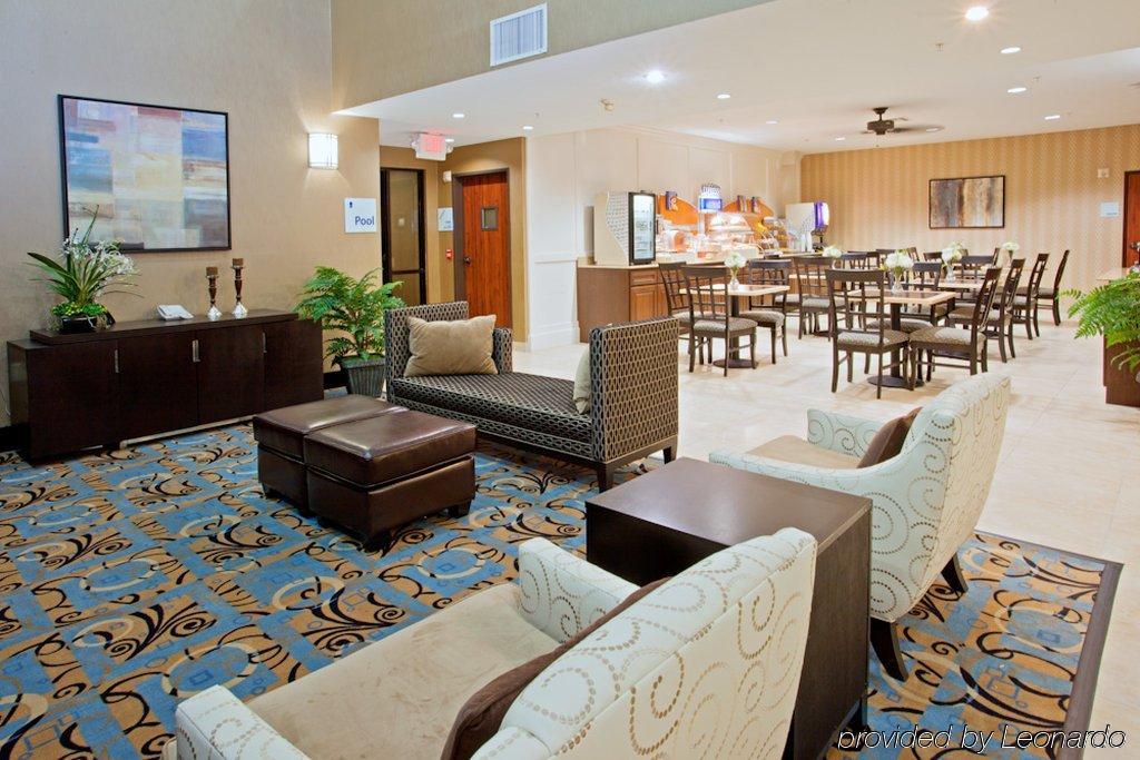 Holiday Inn Express Houston North-1960 Champions Area Экстерьер фото